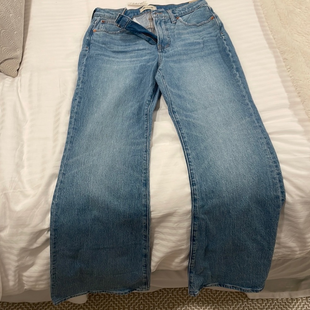 Madewell Wide leg vintage flare jean. Brand new with tags. Size 28